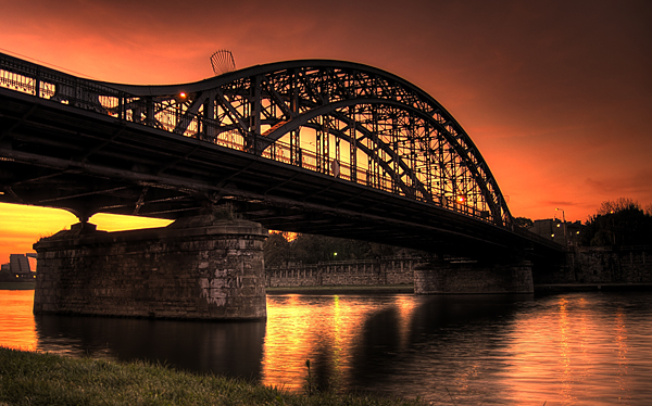 Piłsudski bridge again